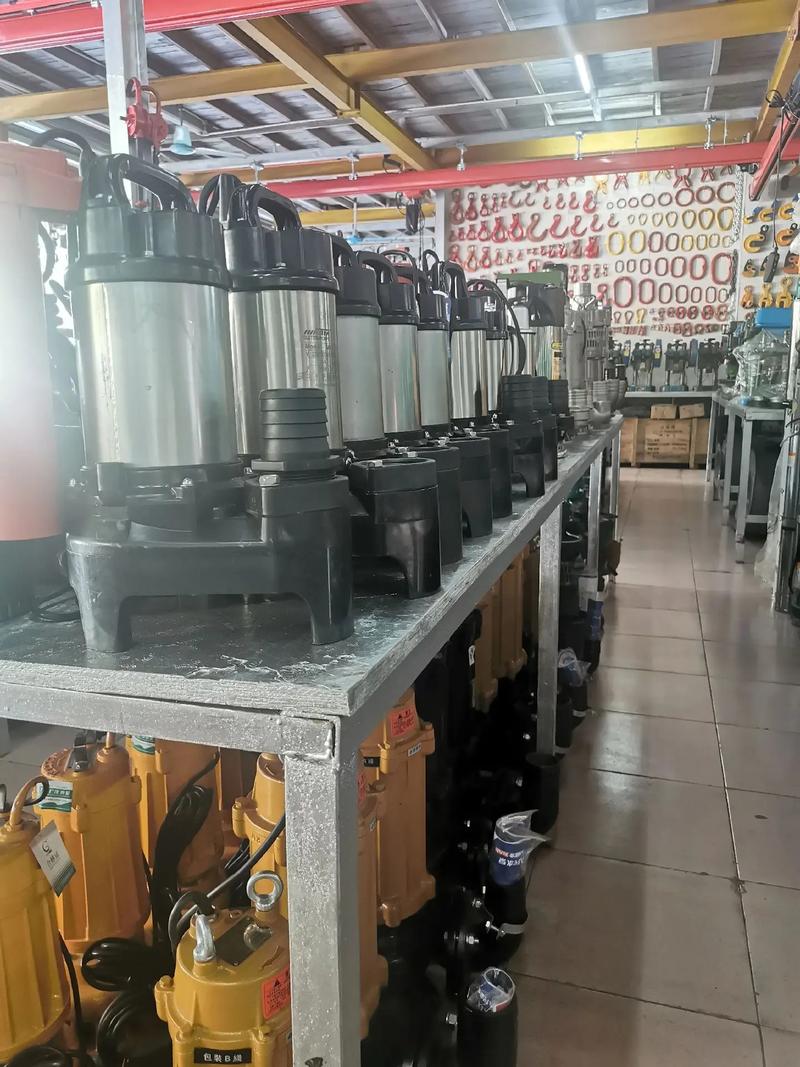 東莞英發(fā)五金 專業(yè)批發(fā)零售起重工具與五金產(chǎn)品